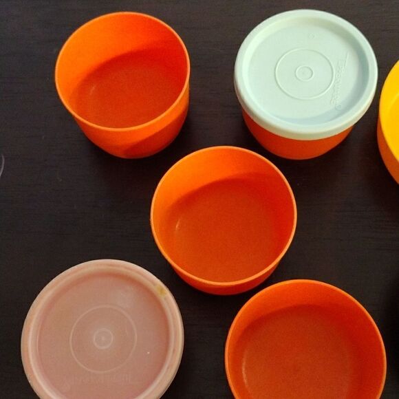 Tupperware 1229-19 5 Vintage Orange Snack Container Cups with 2 lids five 6oz bo - Picture 3 of 5